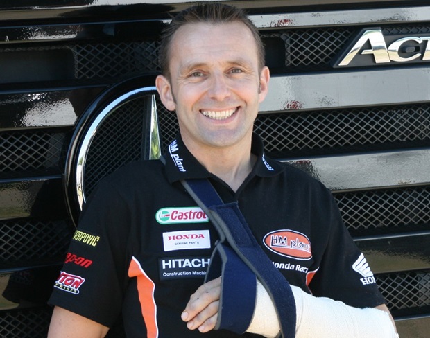 Surgery on broken neck for Isle of Man TT Champion Steve Plater - iomtt ...