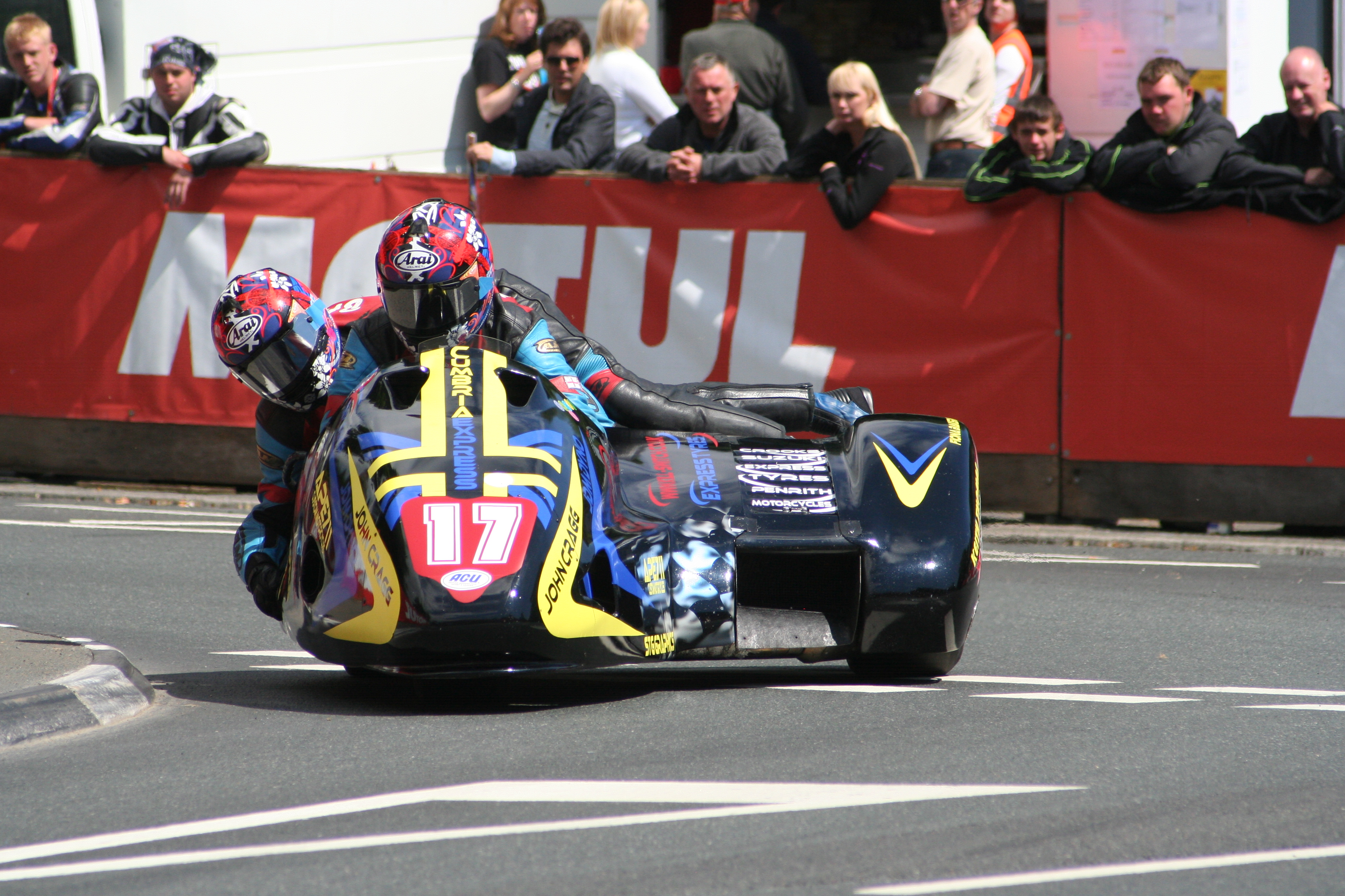 Sidecar Passenger's Isle Of Man TT Performance Earns Award - Isle Of ...