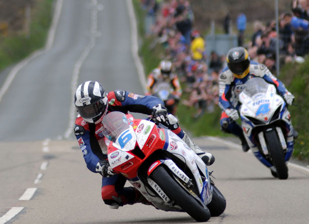 Dunlop does double with Monster Energy Supersport Race 1 win - iomtt ...