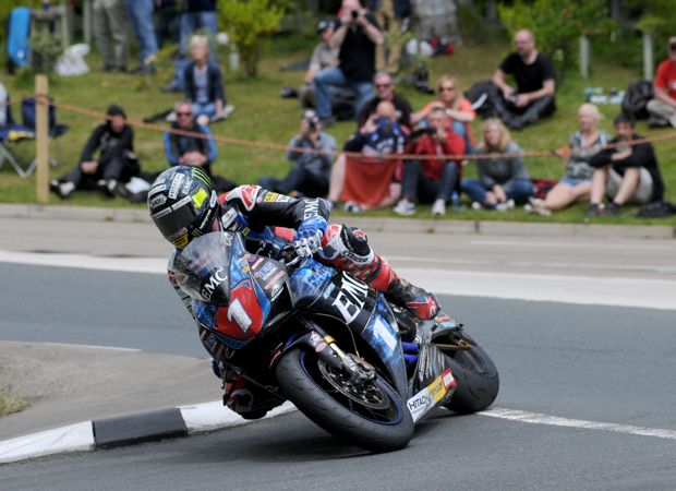 Two more top eight finishes for McGuinness - iomtt.com: The World's #1 ...