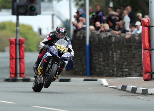 Rhys Hardisty at The Peoples Bike for TT 2018 - iomtt.com: The World's ...